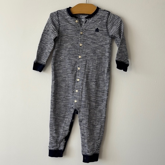 GAP White and Blue Bodysuit with Long Sleeves - Picture 1 of 3